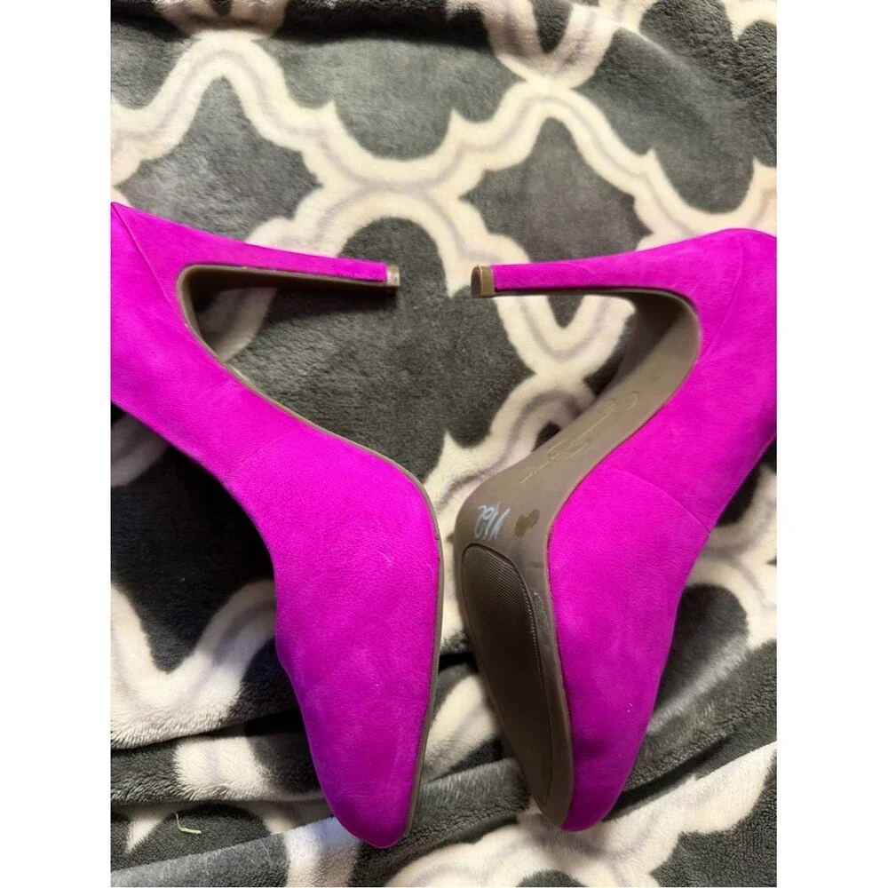 Jessica Simpson Magenta Suede Stiletto Pump